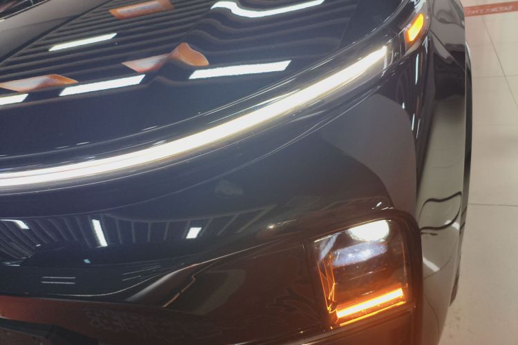 理想汽车 理想L9 2022款 Max局部细节36