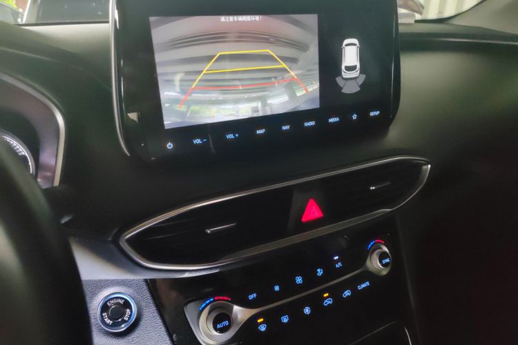 现代 胜达 2019款 380 TGDi GLS 自动两驱豪华版 国VI中控内饰16