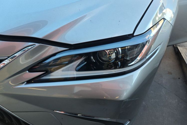 雷克萨斯ES 2020款 200 卓越版局部细节36