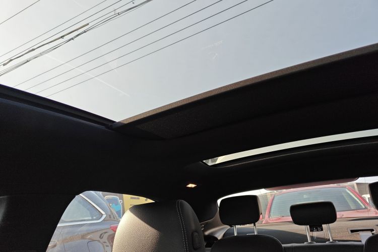 奔驰A级 2020款 A 200 L 运动轿车中控内饰22