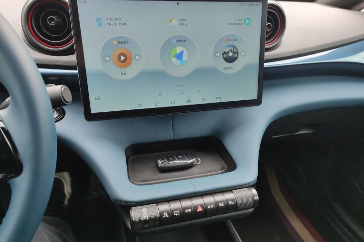 比亚迪 海豚 2021款 405km 时尚版中控内饰16