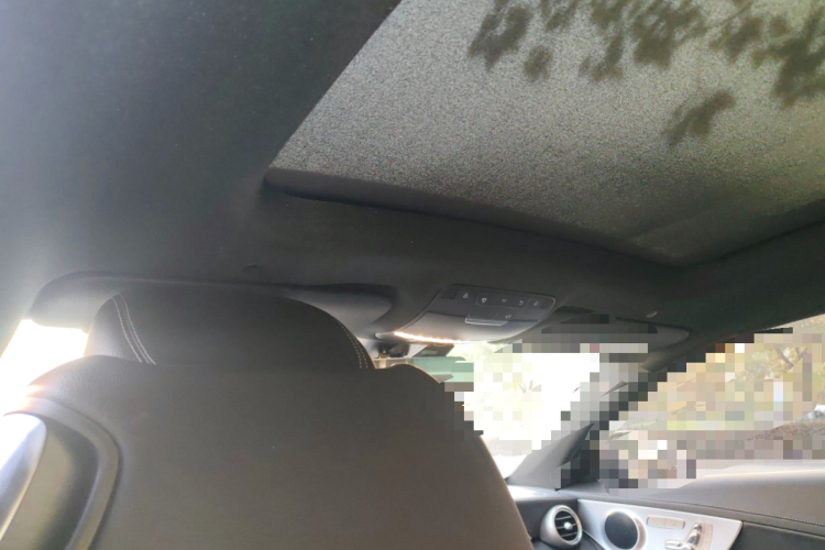 奔驰C级(进口) 2021款 C 260 轿跑车中控内饰22