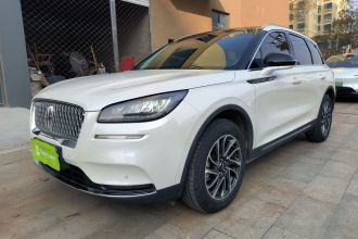 林肯 冒险家 2022款 改款 2.0T 两驱尊享版