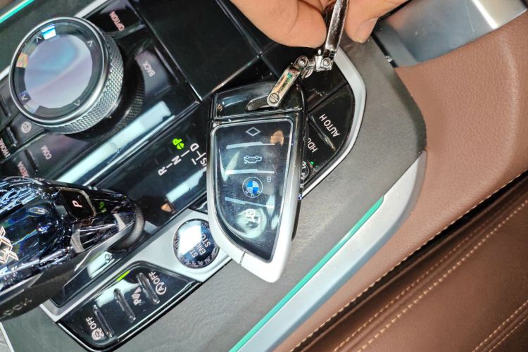 宝马X5(进口) 2022款 xDrive30i M运动套装中控内饰7001