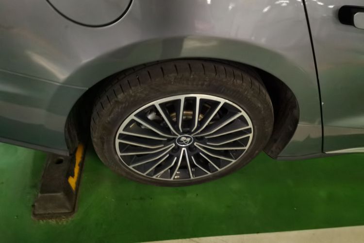 比亚迪 汉 2020款 EV 超长续航版豪华型车身外观6008