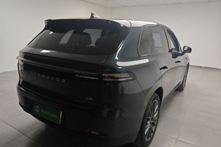 零跑汽车 零跑C10 2024款 530智享版车身外观7