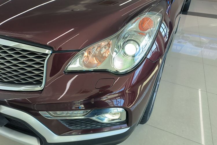 英菲尼迪QX50 2015款 2.5L 悦享版局部细节36