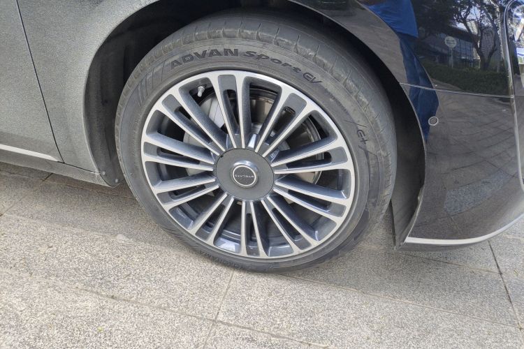 鸿蒙智行 享界S9 2024款 纯电 Max 后驱长航版车身外观10