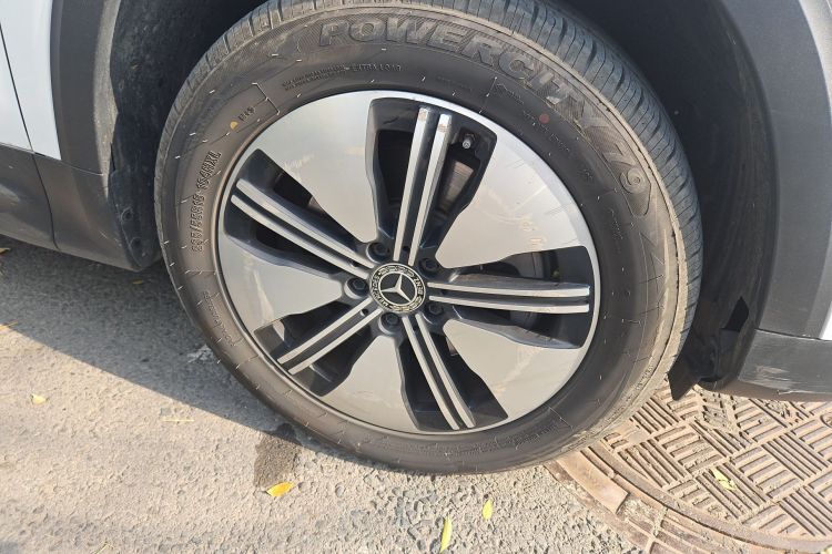 奔驰EQB 2023款 EQB 260车身外观6002