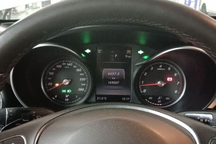 奔驰GLC 2016款 GLC 260 4MATIC 豪华型中控内饰14