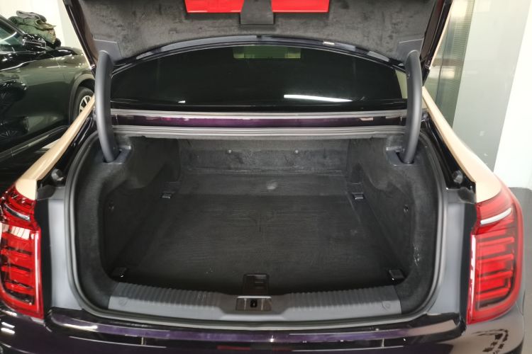 红旗H9 2022款 2.0T 智联旗享版局部细节23