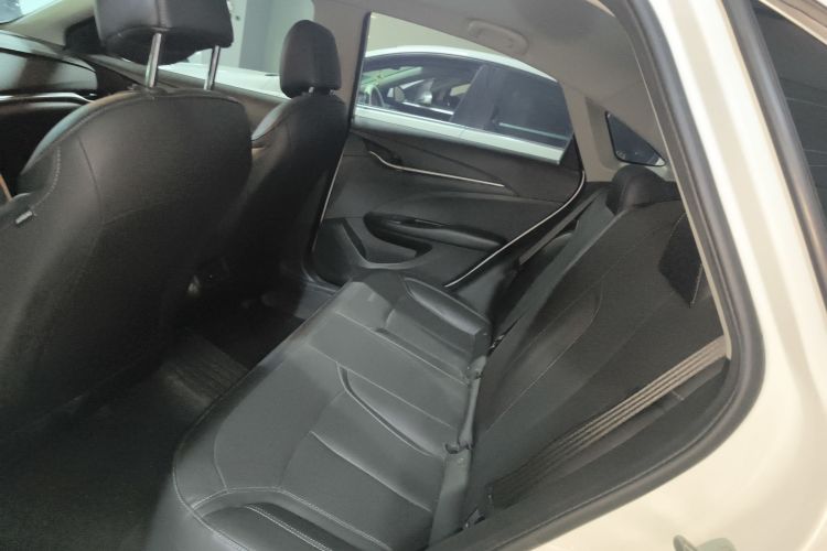 别克 英朗 2021款 改款 1.3T 自动轻混动精英型中控内饰21