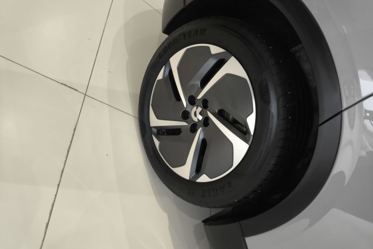 蔚来EC6 2023款 75kWh车身外观6008