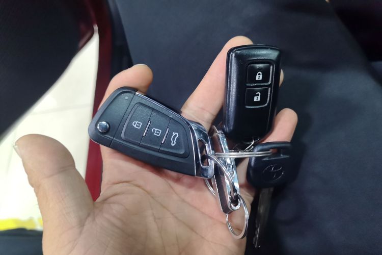 丰田 YARiS L 致炫 2016款 改款 1.5E CVT魅动版中控内饰11