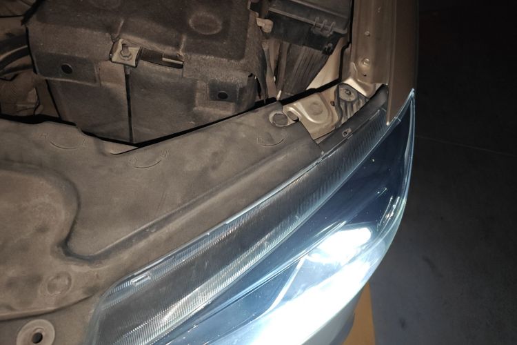 吉利汽车 帝豪 2018款 1.5L CVT向上互联版局部细节9007