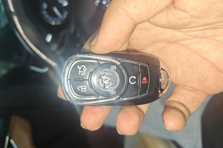 别克 君越 2018款 28T 豪华型中控内饰7001