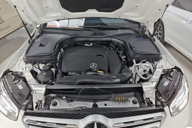 奔驰GLC 2020款 改款 GLC 260 L 4MATIC 动感型机舱底盘24