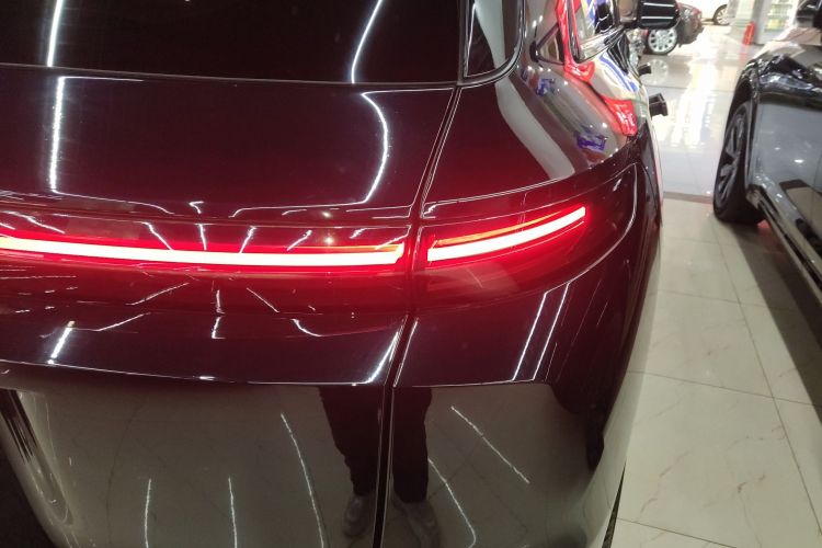 理想汽车 理想L7 2024款 MAX车身外观9