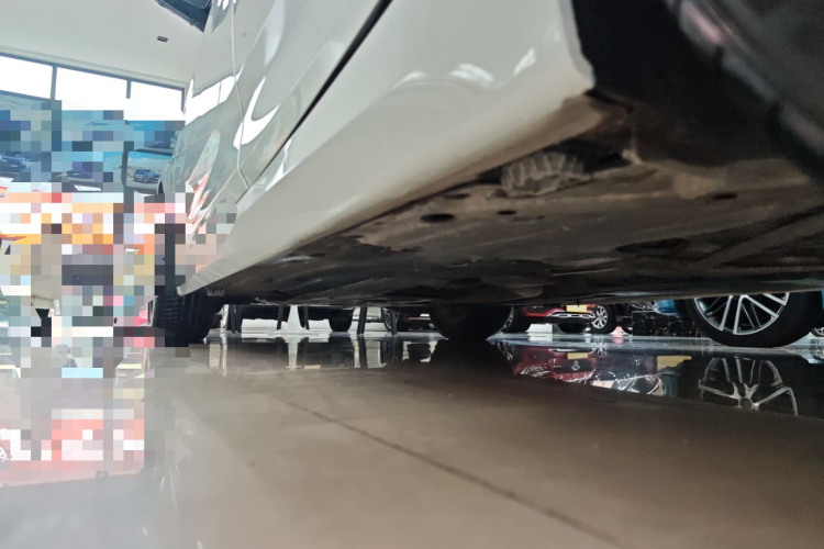 宝马3系GT 2020款 320i M运动套装局部细节9002