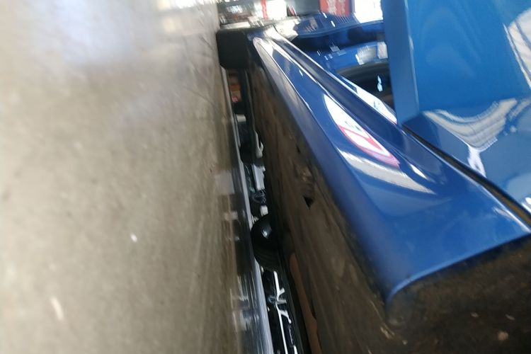 宝马3系 2019款 320i M运动套装局部细节9001