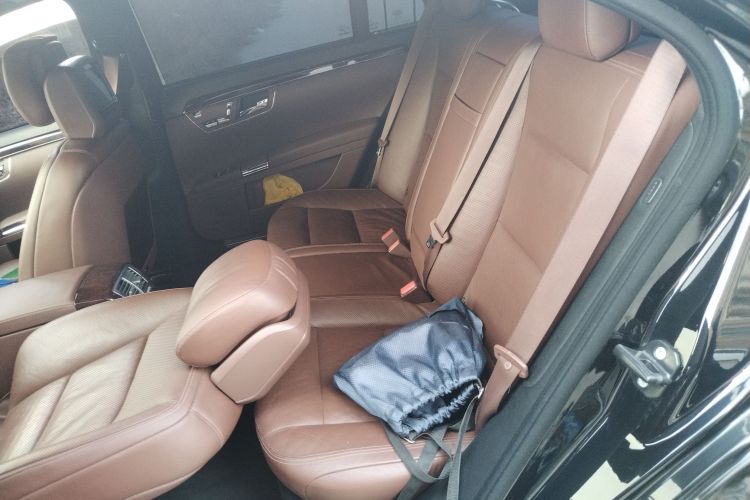 奔驰S级 2012款 S 400 L HYBRID Grand Edition中控内饰7004