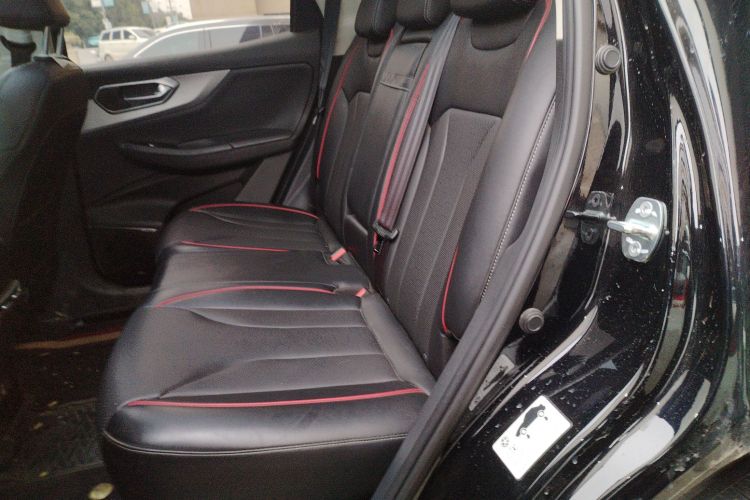 北京汽车 北京X7 2020款 1.5TD DCT致尚版中控内饰21