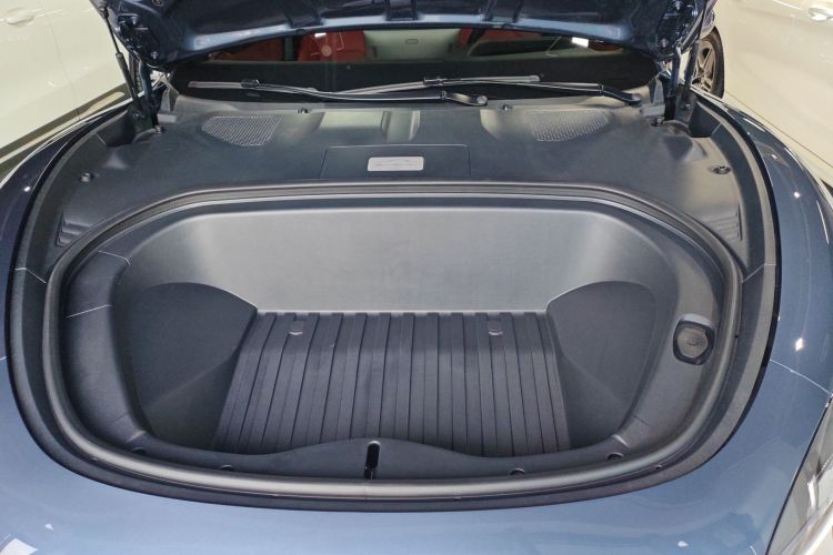 小米汽车 小米SU7 2024款 四驱超长续航高阶智驾Max版机舱底盘24