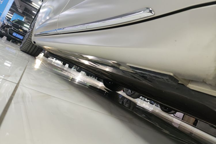 鸿蒙智行 享界S9 2024款 纯电 Ultra 四驱旗舰版局部细节9002