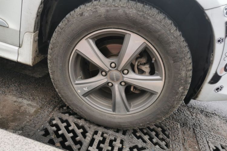 哈弗H6 2016款 升级版 1.5T 自动两驱精英型车身外观10