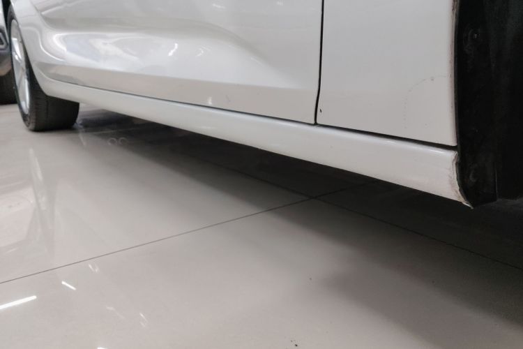 别克 君威 2019款 20T 豪华型 国VI局部细节9001