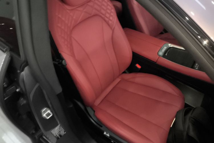 星途 星纪元 ES 2025款 增程 Max 城区辅助驾驶局部细节41