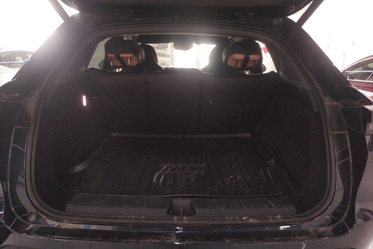 ARCFOX极狐 极狐 阿尔法T5(ARCFOX αT5) 2025款 630 神行版机舱底盘23