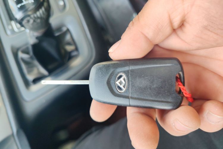 上汽大通MAXUS 大通G10 2018款 PLUS 2.4L 手动精英版中控内饰11