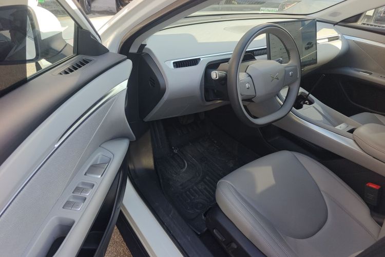 小鹏MONA M03 2024款 515 长续航中控内饰19