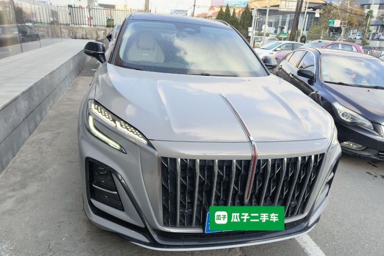 红旗HS3 2023款 2.0T 四驱有为版车身外观2