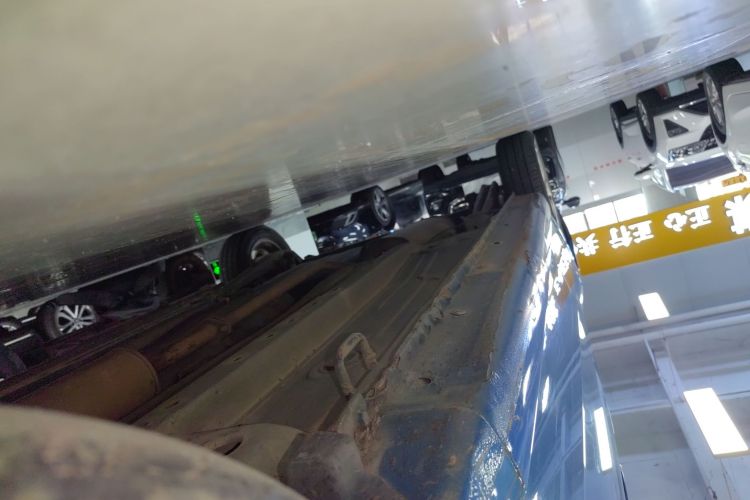 铃木 奥拓 2013款 1.0L 自动豪华型局部细节9001