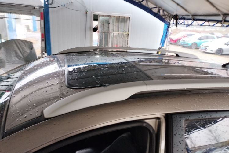 北京现代ix35 2013款 2.0L 自动两驱智能型GLS 国IV局部细节57