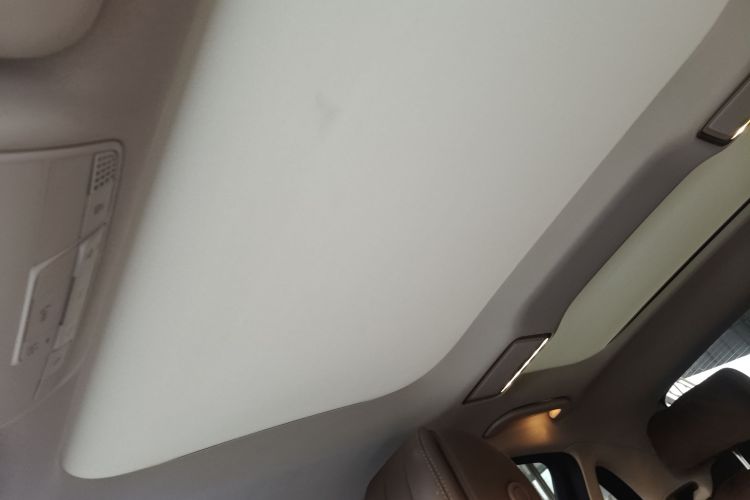 奔驰E级 2020款 改款 E 260 L 运动型中控内饰22