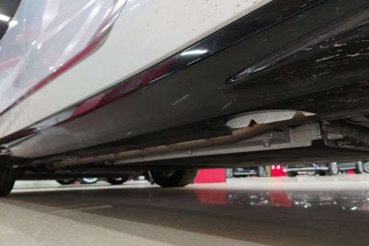 岚图汽车 岚图追光 2024款 PHEV 四驱超长续航行政版局部细节9001