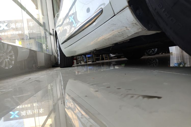 凯迪拉克XTS 2016款 28T 精英型局部细节9001