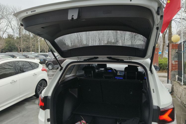 捷达VS7 2024款 280TSI 自动荣耀版机舱底盘23