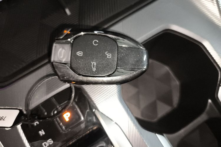 广汽传祺 传祺GS3 2023款 影速 270T 劲享版中控内饰7001