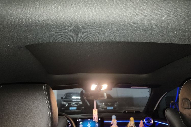 奔驰A级 2021款 A 200 L 运动轿车时尚型局部细节22