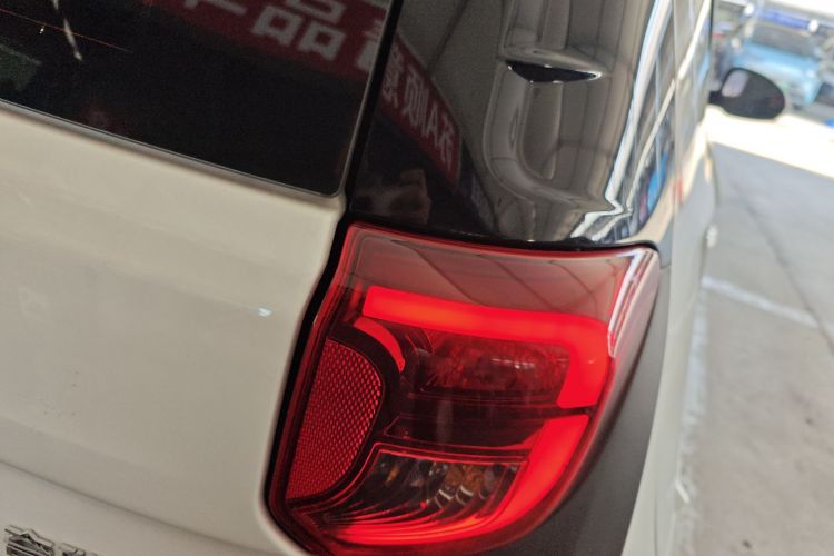 奇瑞 小蚂蚁 2022款 甜粉款 半糖版 磷酸铁锂 30kW 301km车身外观6006