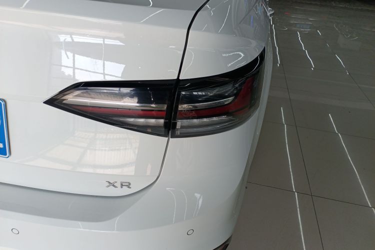 大众 朗逸 2023款 新锐 1.5L 自动新愿版车身外观9