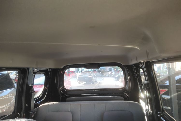 五菱汽车 五菱之光新能源 2025款 201km 舒适型中控内饰22