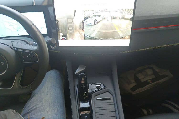 领克03 2025款 1.5TD DCT冠军版Pro局部细节18