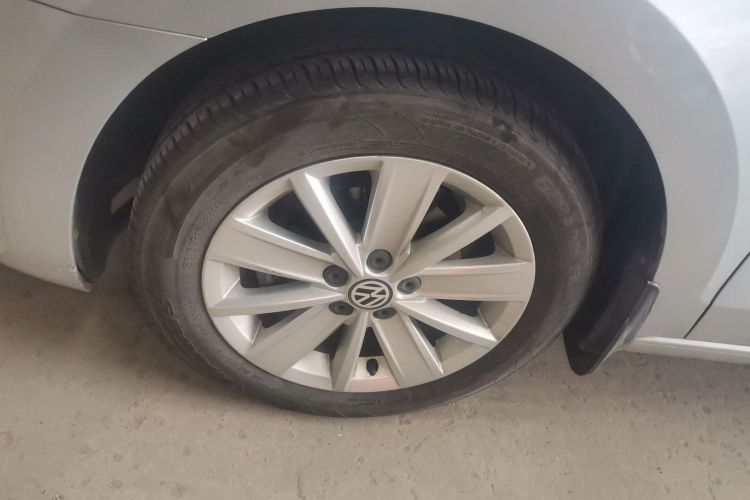 大众 捷达 2013款 1.6L 手动舒适型车身外观6007