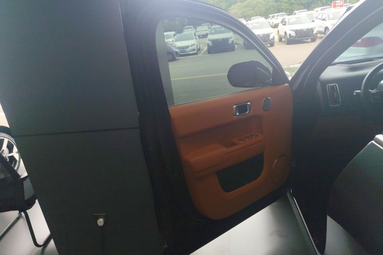 理想汽车 理想L8 2023款 Pro中控内饰47