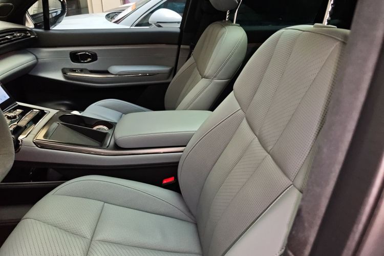 蔚来ES8 2020款 580KM 签名版 六座版局部细节19